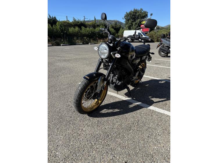 YAMAHA XSR 125 Legacy