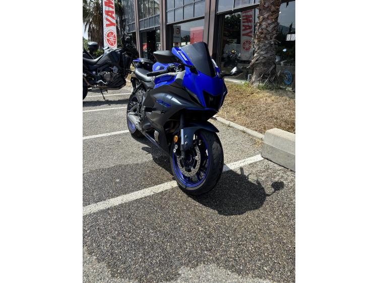 YAMAHA YZF-R7