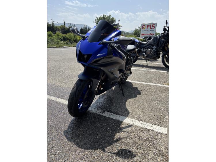 YAMAHA YZF-R7