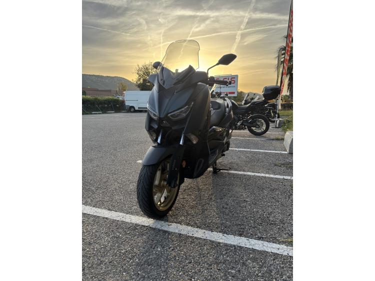 YAMAHA XMAX 125 TECH MAX