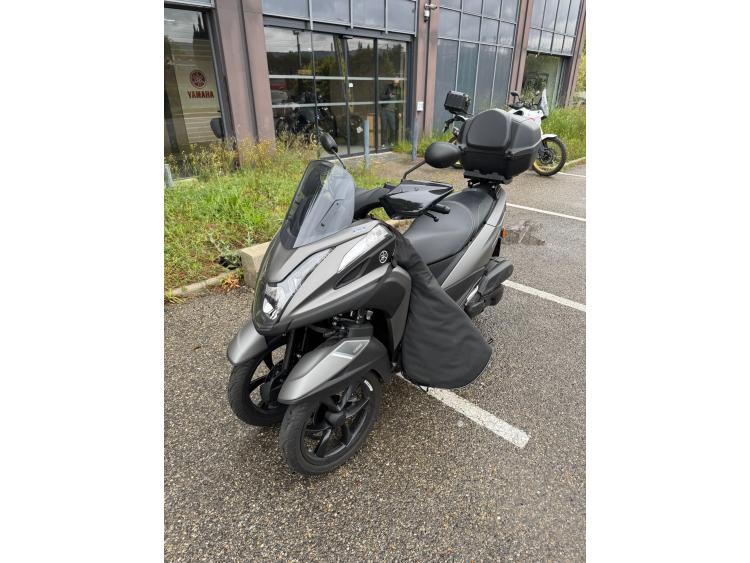 YAMAHA TRICITY 125